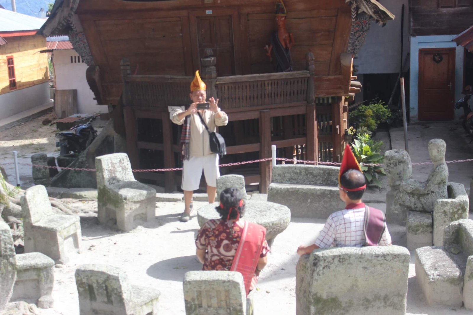 Tour Siallagan Village