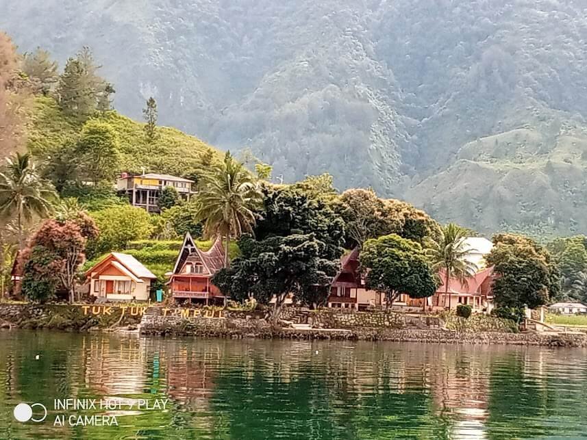Toba Lake Tour